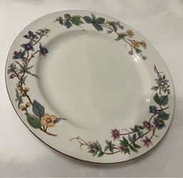 Woodhill by Citation Dinner Plates