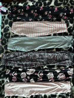 Size 6 Girls Leggings 1$ Each 