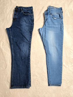 Like New Womens Size 12 and 13 Jeans (Read Description)