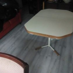 DINING TABLE SET AND EXTENSION 