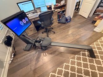 Barely used Peloton Rower!