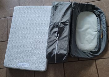 Graco baby playpen