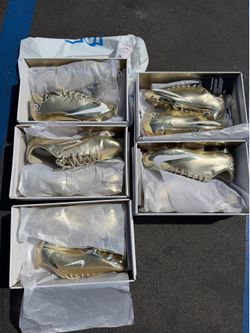 Nike Mercurial CR7 ‘Metallic Gold Star’ sizes 8.5, 11.5
