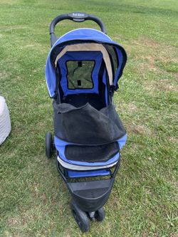 Pet Gear heavy duty stroller max weight 40# plus 3 snoozer pet modified car seats