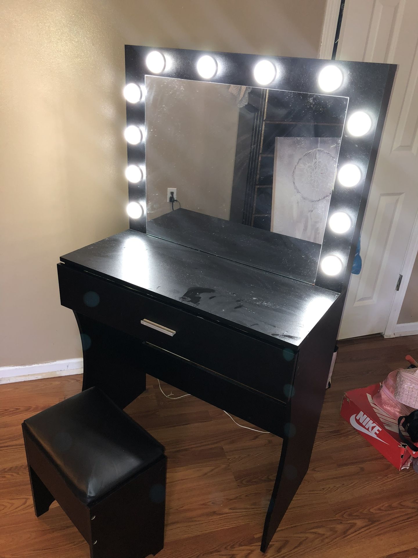 Makeup Vanity