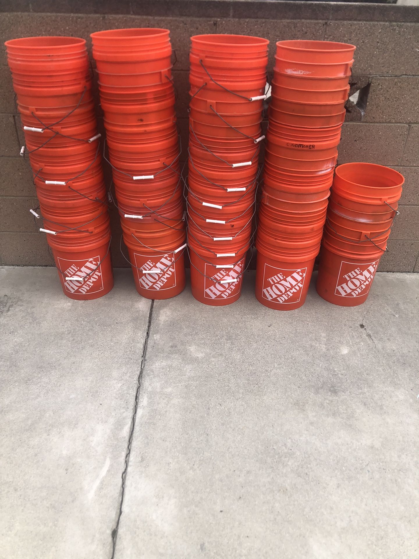 5 Gal. Homer Bucket 44 PCs