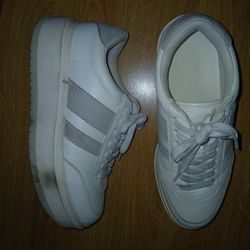 Size 7.5 Platform Sneakers