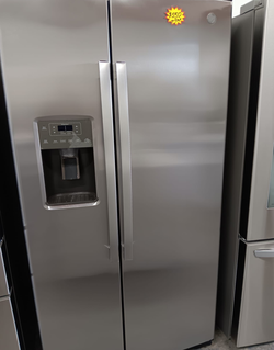 GE Side‑by‑Side Fridge – Stainless, Ice/Water Dispenser