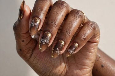Brand New Brown Ombre Press-On Nails with Butterfly Line Art - Size M