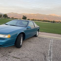 1993 Ford Thunderbird