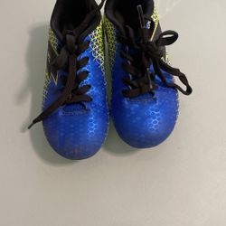 Soccer Cleats Size 11k 