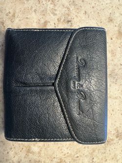 Dooney & Bourke wallet