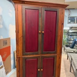 Early American Entertainment Cabinet