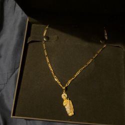 Gold Chain And Pendant 