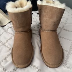 NEW Womens Shearling Boots