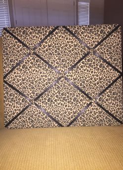 Animal print message board