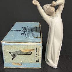 Retired Lladro Porcelain Figurine “Boy Yawning” 4870 With Box