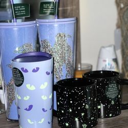STARBUCKS CUPS