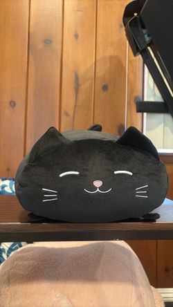 Y665-New TAKASHOJI black kitty cushion