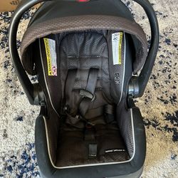 Baby Car seat  Graco  100