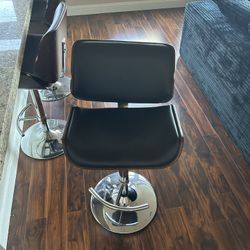 3 Bar Stools