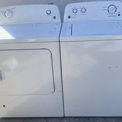 KENMORE WHITE TRADITIONAL TOP LOAD WASHER AND GAS DRYER