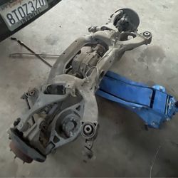 2003 g35 subframe