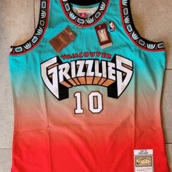 Mitchell & Ness NBA Vancouver Grizzlies Bibby Swingman Fadeaway Jersey, Men’s XL