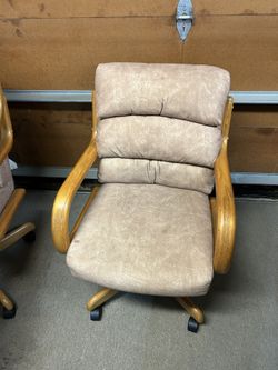 6 Rolling Cushion Chairs