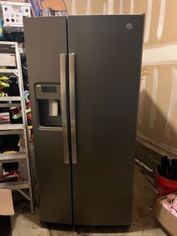 Refrigerator and Freezer General Electric