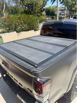 Tacoma bakflip cover