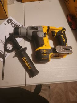DeWalt Cordless Rotary Hammer 20v MAX 5/8-in. Brushless (DCH172)
