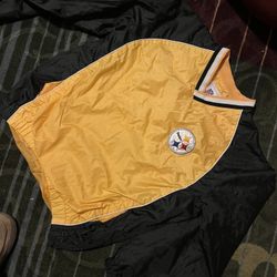 Men’s Large Steelers Wind Breaker