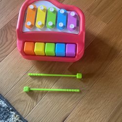 Baby piano