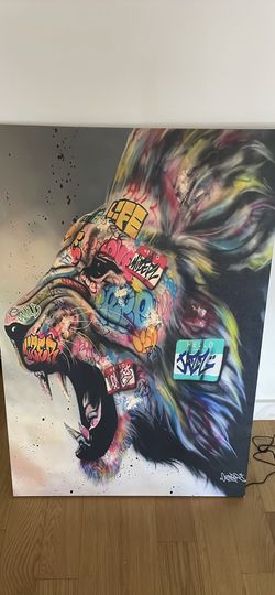 Lion Graffiti Picture Very Large 