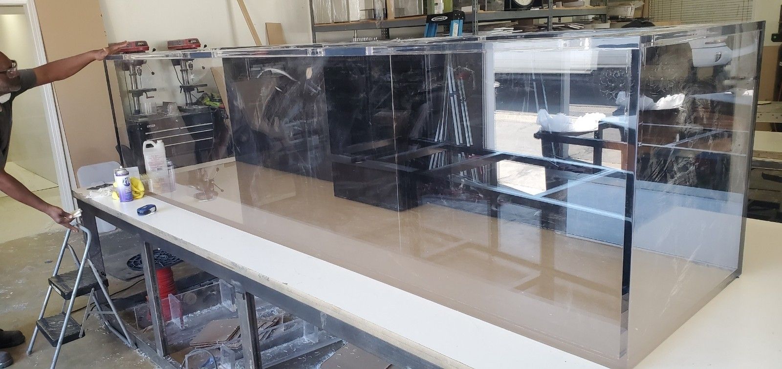 375 Gal 96x30x30 - 3/4" Thick Acrylic Aquarium With 3 Openings, Back Center Overflow, Rounded Edges And Polished