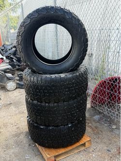 bfgoodrich all terrain 33x12.50r18