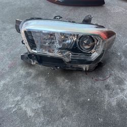 2016 2022 toyota tacoma driver left oem headlight 