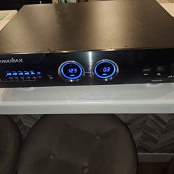 Panamax M5300-PM Power Management Surge Protector 