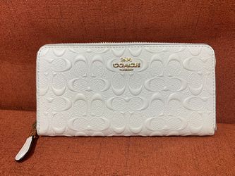 Coach Floral Wallet for Sale in Round Lake Heights, IL - OfferUp
