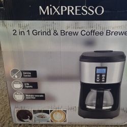 2 In 1 Grind & Brew Coffee Brewer  4 - 6 Cups