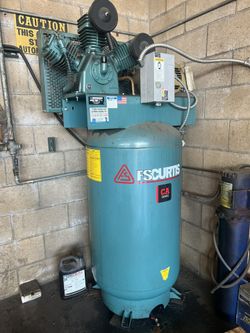 FS Curtis Heavy Duty Air compressor 80 Gallon Tank