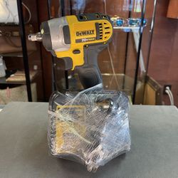 Dewalt Cordless Impact Wrench W/ Battery And Charger