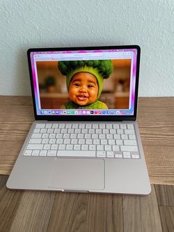 Apple MacBook Neo 13 (Newest 2026 / Blush) A18 pro chip 8GB Ram 256gb SSD Like new Warranty + (100% battery)
