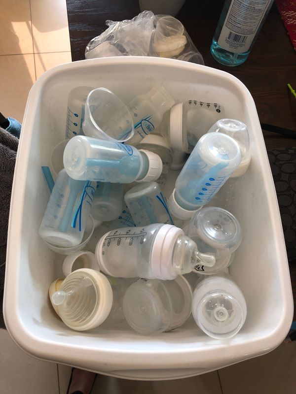 Baby bottles for Sale in Tolleson, AZ OfferUp