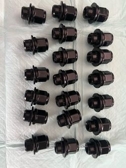 Toyota Black lug nuts 20 pcs tuercas Negras para Toyota Fits Toyota Corolla Prius Camry Avalon
