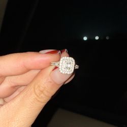 Diamond & White Gold Ring (VVS) Costco (Engagement, Cocktail, Anniversary)