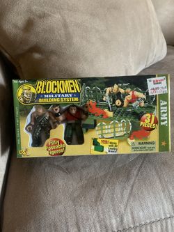 Vintage 1999 Blockmen Military Building System 31 Pieces DESERT
