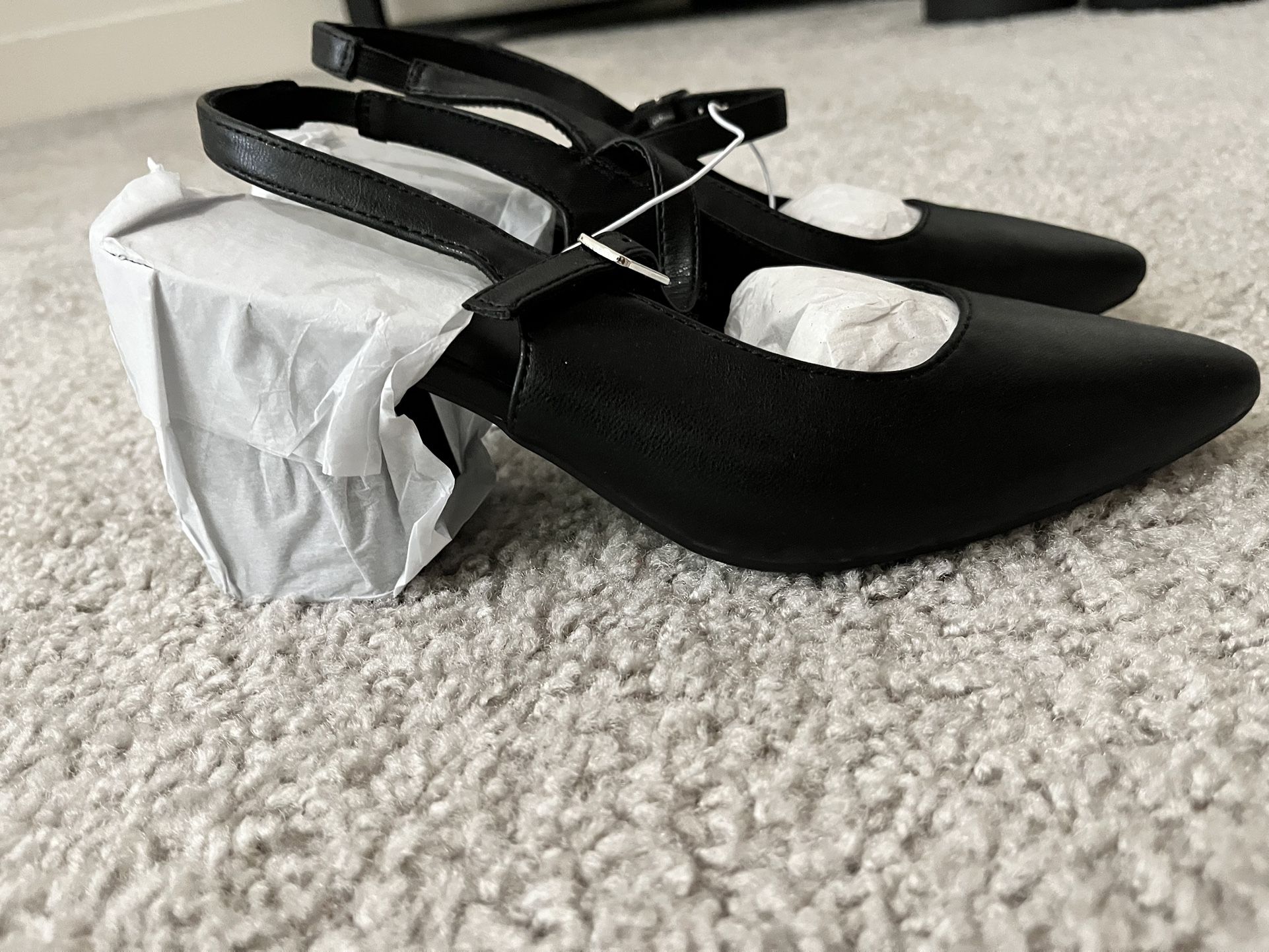 Old Navy Black Heels Size 7