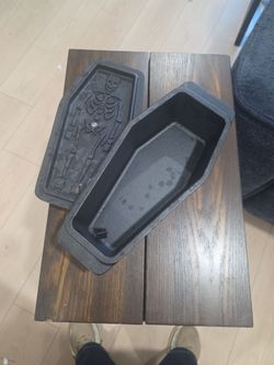 Cast iron bread pan
